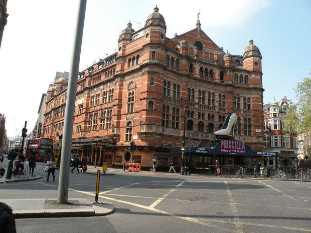  Palace Theater